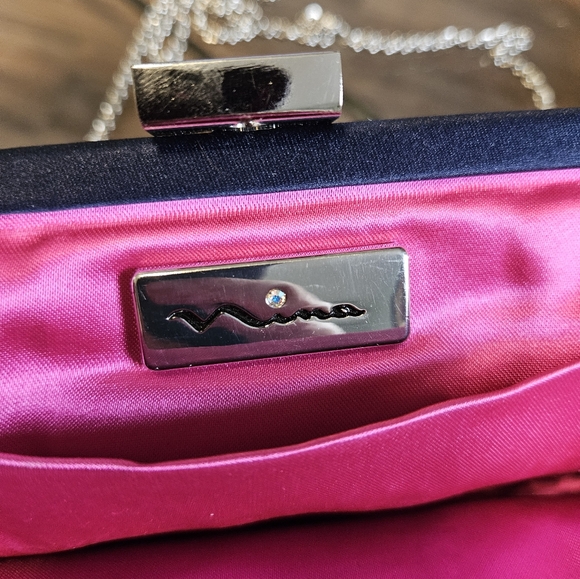 Vintage nos clutch purse - Picture 3 of 6